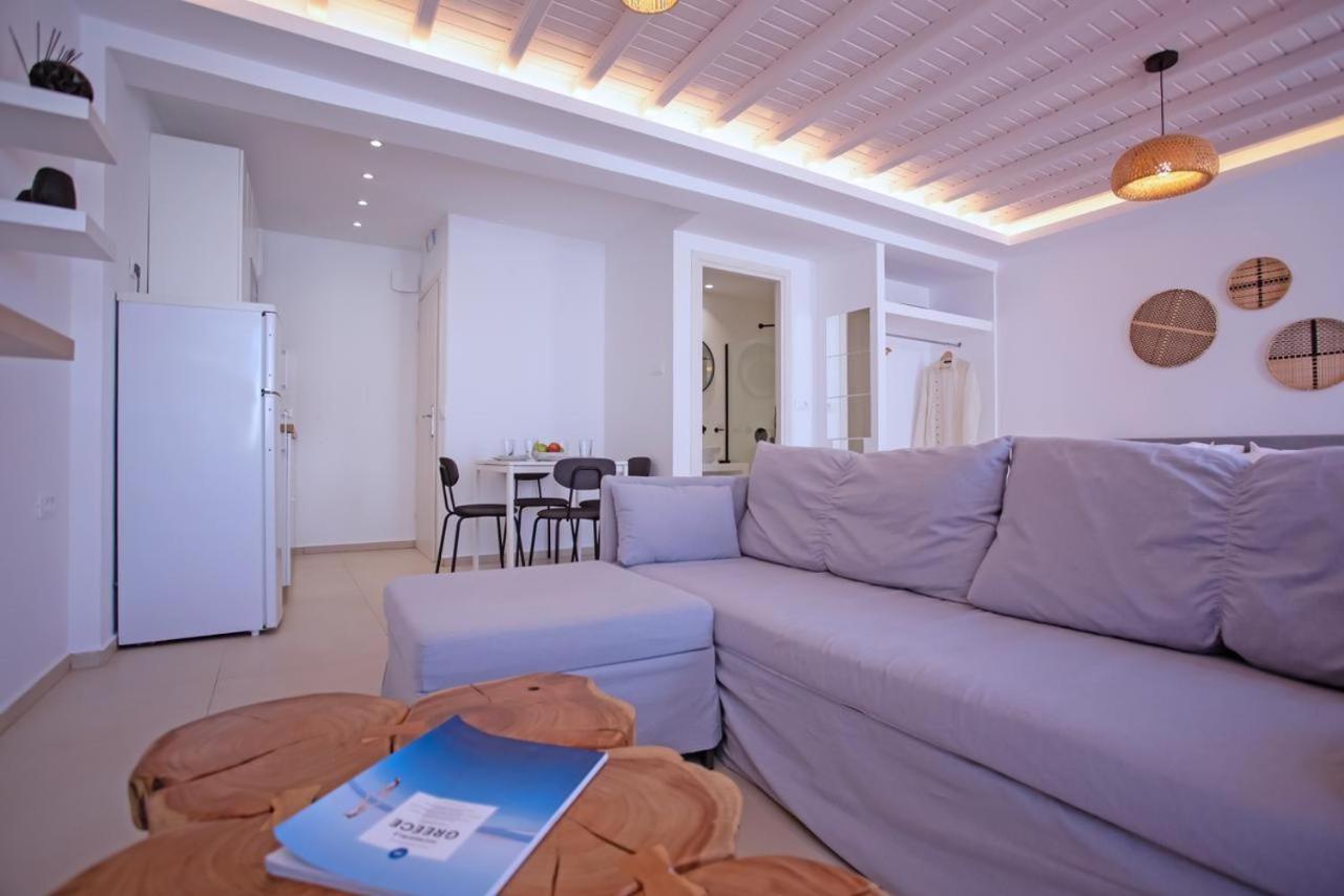 The Lavish Apartment *